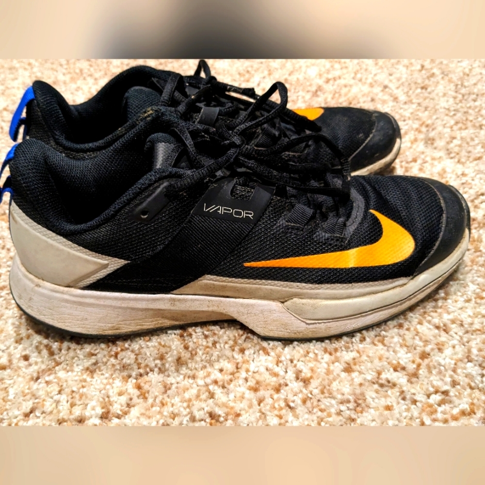 Nike Vapor kids size 6